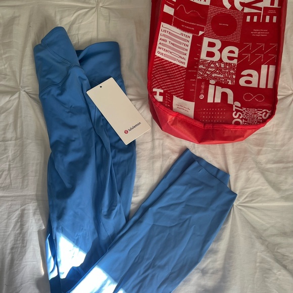 Lululemon Leggings 25” - Picture 3 of 4